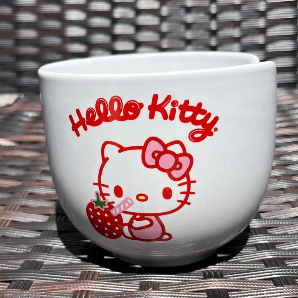 Hello‎ Kitty Ceramic Bowl with Chopstick Rest Cute Kawaii Strawberry